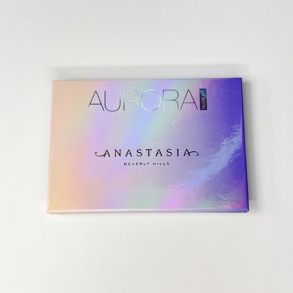 Anastasia Beverly Hills Aurora Highlighter Palette - Picture 2 of 7